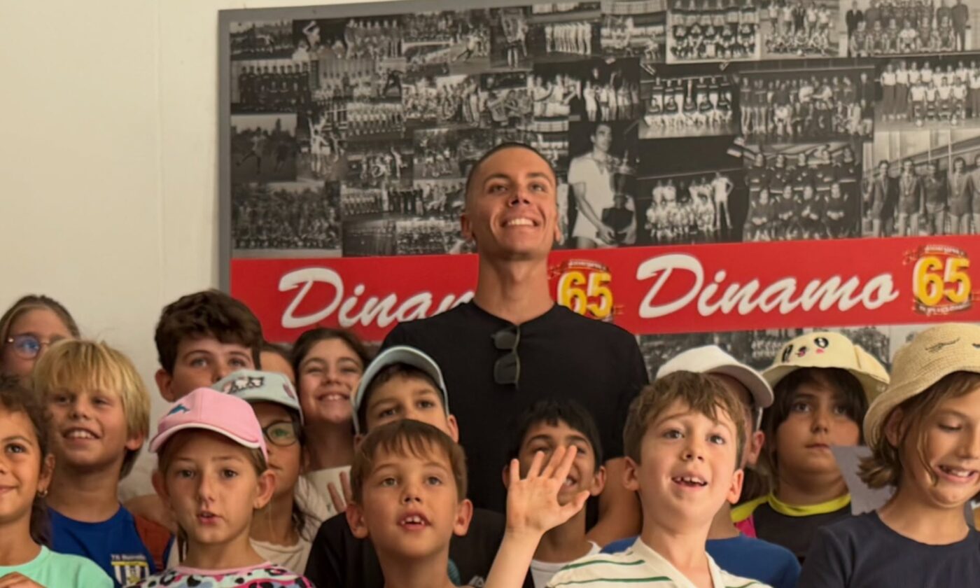 Gestul minunat al lui David Popovici pentru copii. Ce a făcut campionul alături de clubul CS Dinamo