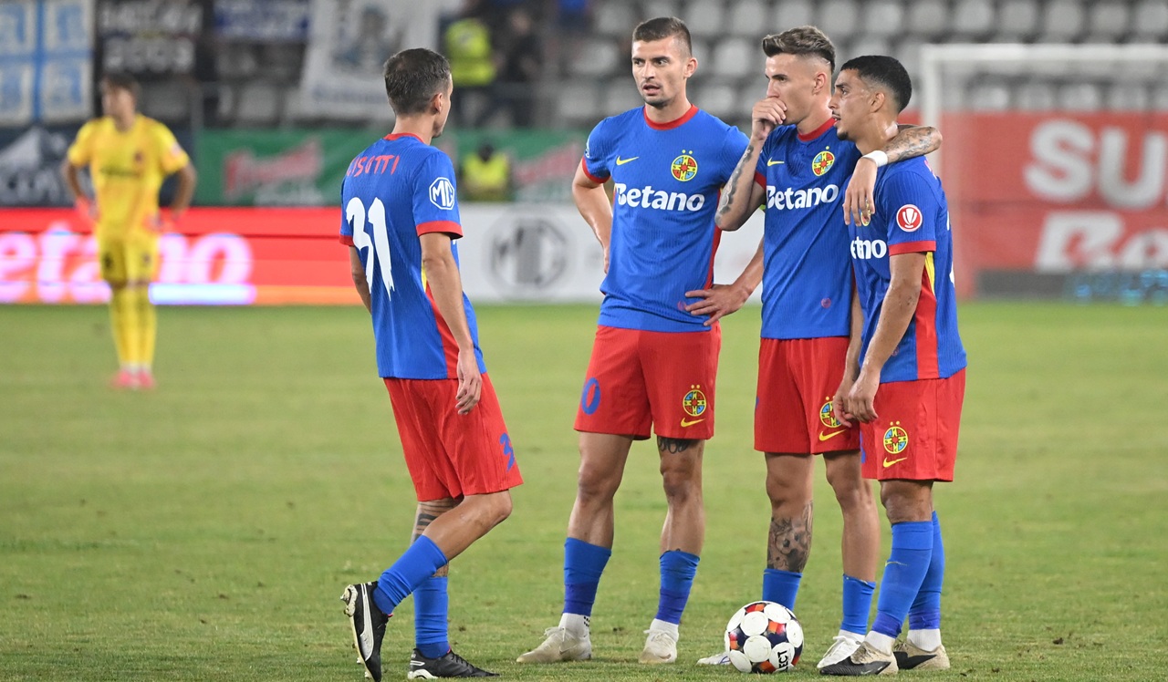 A intervenit Gigi Becali? Cum ar arăta primul 11 al FCSB cu Sepsi: revine Tănase, iar Tavi Popescu e OUT!