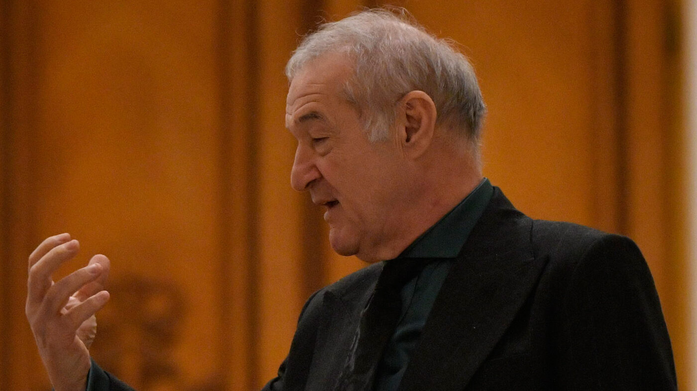 Gigi Becali a adus două TIR-uri cu săpunuri din Turcia, care s-au topit în fața casei: „Mirosea toată comuna a măr, a lămâie”