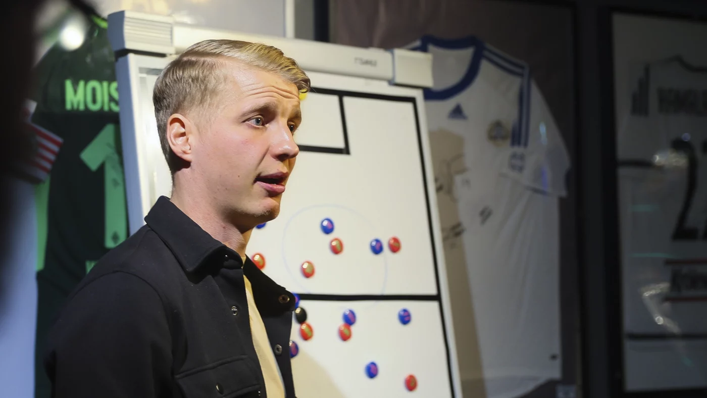 LIVEBLOG KuPS – Universitatea Craiova în Europa League. Antrenorul finlandezilor s-a apucat de meseria asta la 17 ani și gestionează împotriva oltenilor un lot cu 14 naționalități diferite!