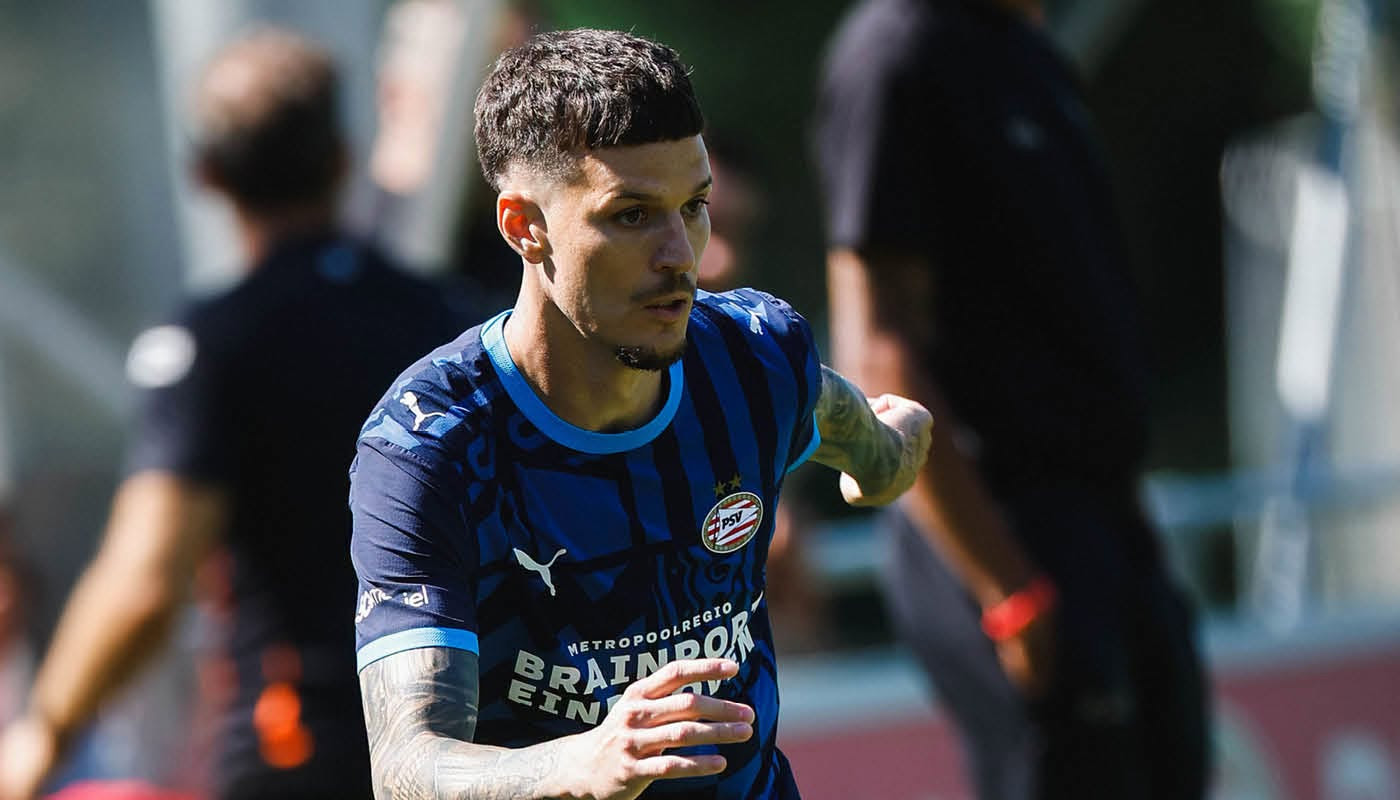 MERCATO Ce lovitură! Dennis Man e la un pas de transferul la un club istoric din Roma!