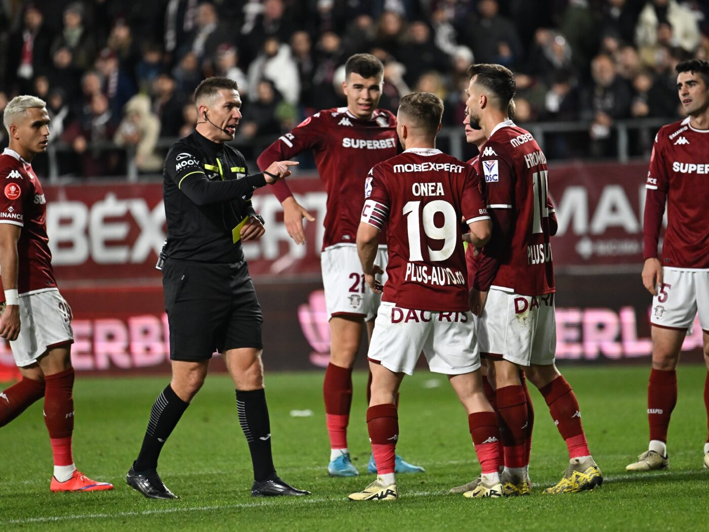 MERCATO Marius Șumudică l-a sunat pe jucătorul Rapidului și l-a ofertat pentru CFR Cluj