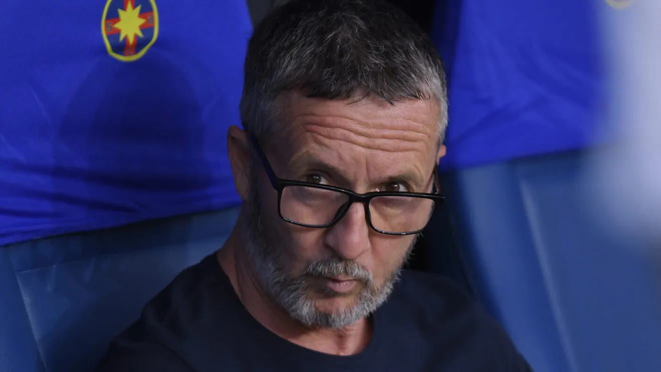 Mihai Stoica a răbufnit împotriva Peluzei Nord după atacurile împotriva fotbaliștilor: „Chiar nu mi se pare ok. Nu pot să înţeleg nimic”