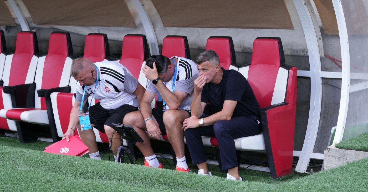 Prima reacție a antrenorului lui Sepsi după ce Cosmin Matei a fost suspendat 9 luni: „Nu putem să-l primim la antrenamente! E greu”. EXCLUSIV