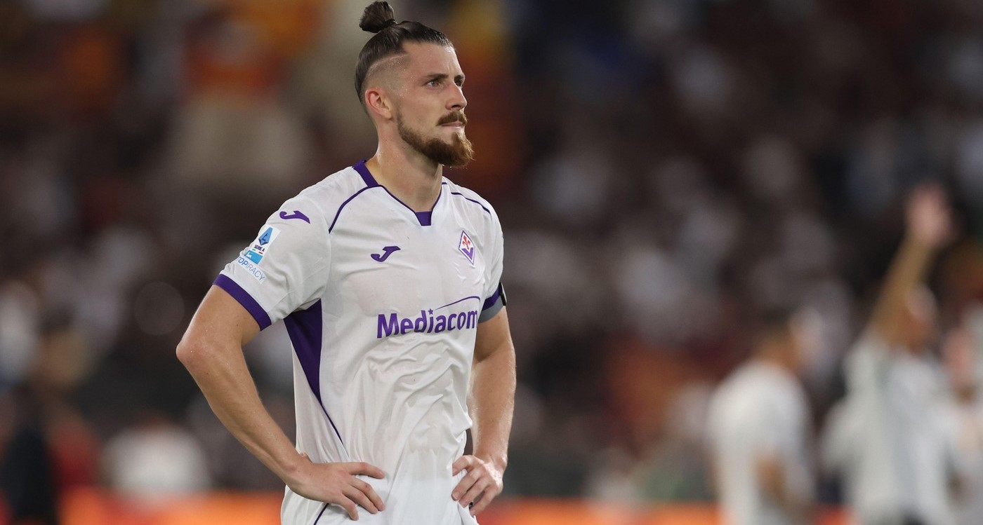 Radu Drăgușin, desființat după Fiorentina – Frosinone 0-3: „Seară HORROR pentru el!”. A debutat Bîrligea