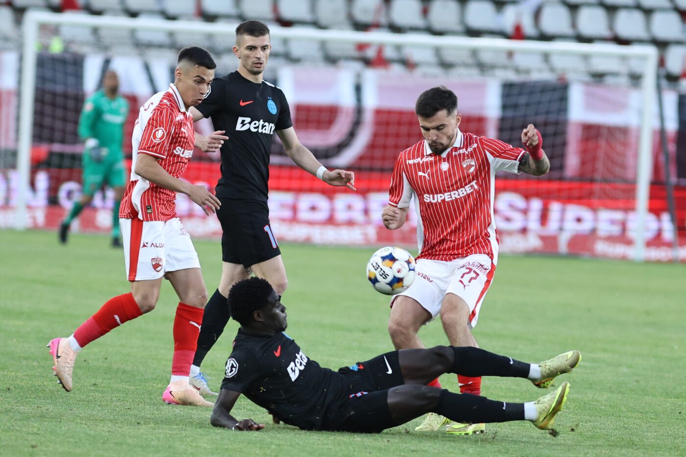 Răsturnare de situație cu Dinamo – FCSB. Nimeni nu se aştepta la aşa ceva!