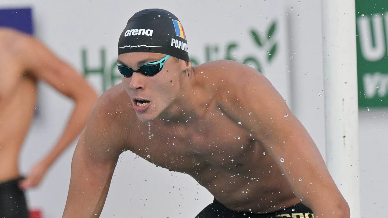 David Popovici i-a cucerit pe spanioli cu gestul său față de puștiul Luka Hoek, care s-a calificat cu al doilea timp în finala la 100 m