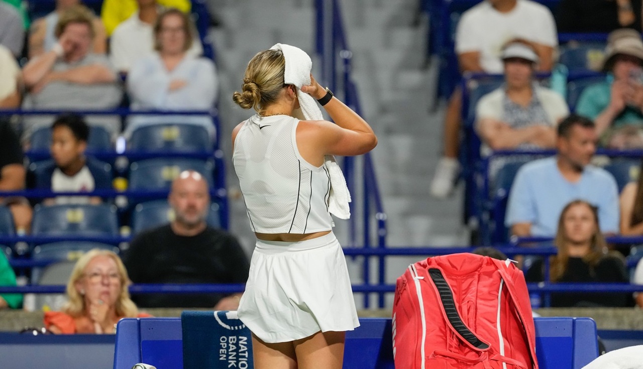 „Mi-a rupt inima în bucăți”. Reacții după ce Anisimova a început să plângă pe terenul de tenis