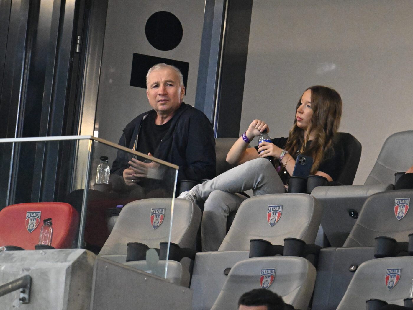 S-a întâlnit cu apropiatul lui Dan Petrescu și face dezvăluiri de ultimă oră despre marea lovitură dorită de Gigi Becali la FCSB: „Senzațional!”. EXCLUSIV