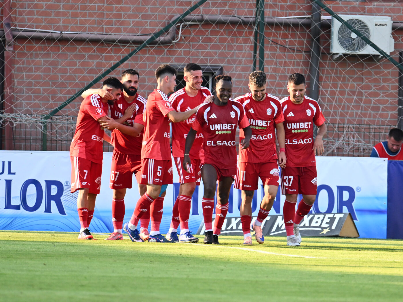 MERCATO Patronul din Superliga a vrut să-și vândă golgheterul a doua oară într-un interval de 25 de luni! „Mă gândeam să-l transfer de trei ori”