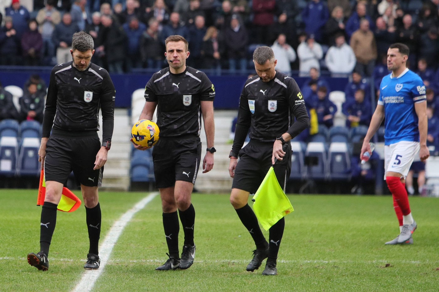 Cutremur în Premier League! Un arbitru important, suspendat după acuzații grave