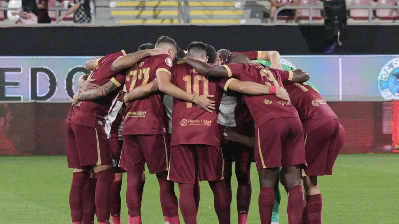 Șoc înainte de CFR Cluj – FCSB. Doi fotbaliști, dați afară cu câteva ore înainte de derby