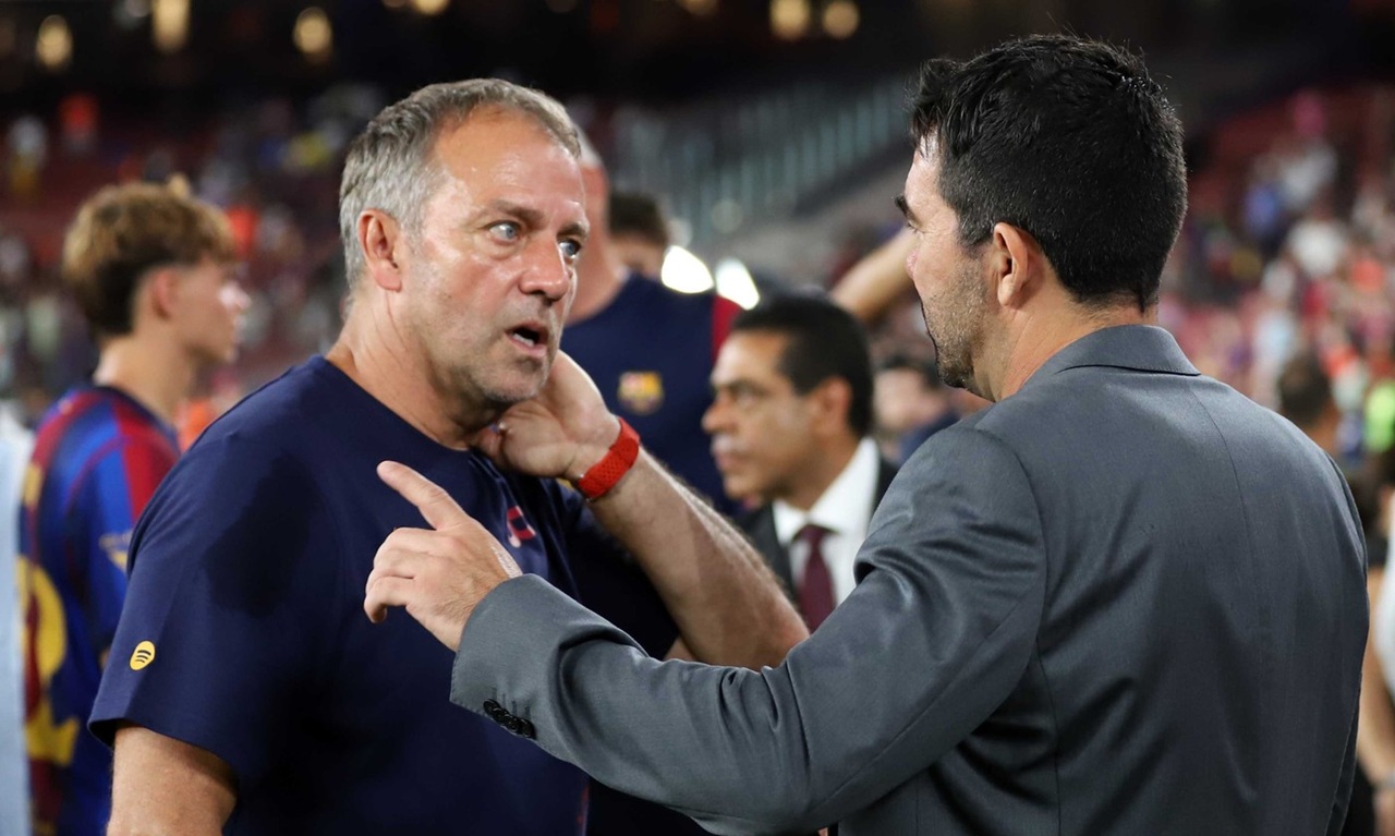 Surpriză uriașă! Flick și Deco au luat decizia: planul B al Barcelonei dacă nu-l transferă pe Julian Alvarez!