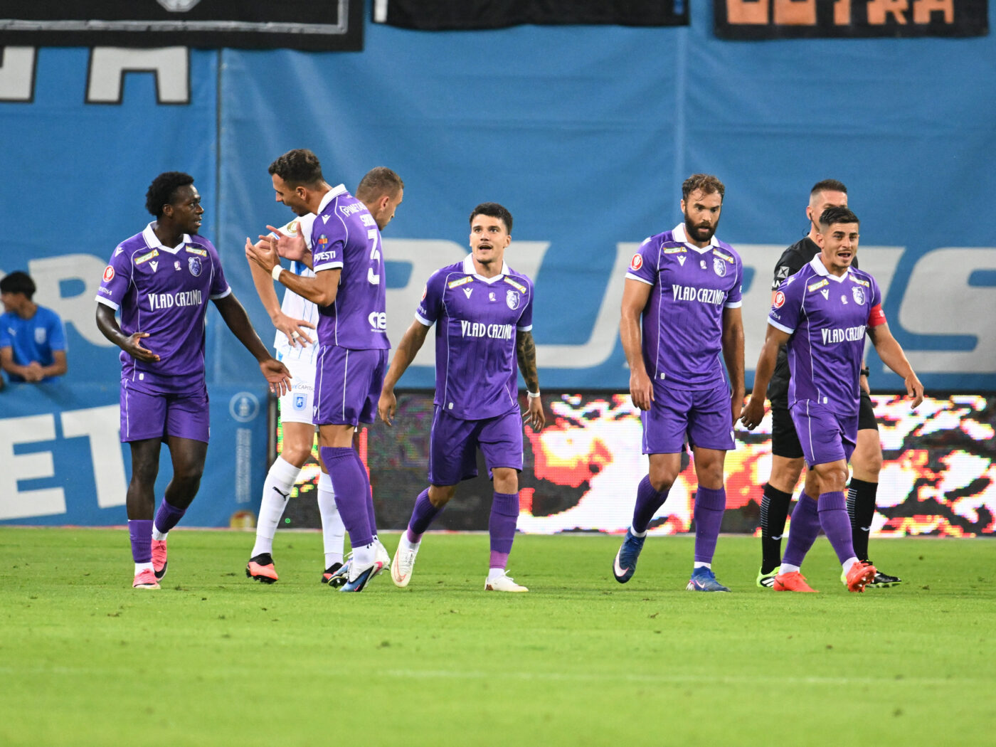 LIVE Universitatea Craiova – FC Argeș 0-1, în etapa 4 din Superliga. Campioana și-a bătut joc de ocazii, iar perioada neagră continuă în Bănie!