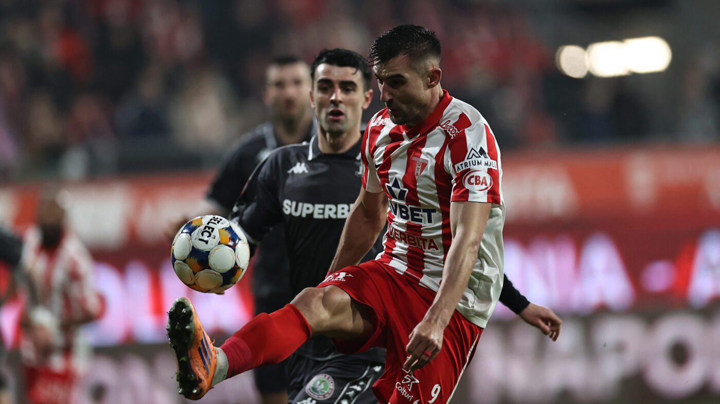 UTA – Rapid Live Text Online, de la 21:00, în etapa 4 din Superliga. Echipele de start. Pancu l-a oprit în lot pe jucătorul abia ajuns în Giulești