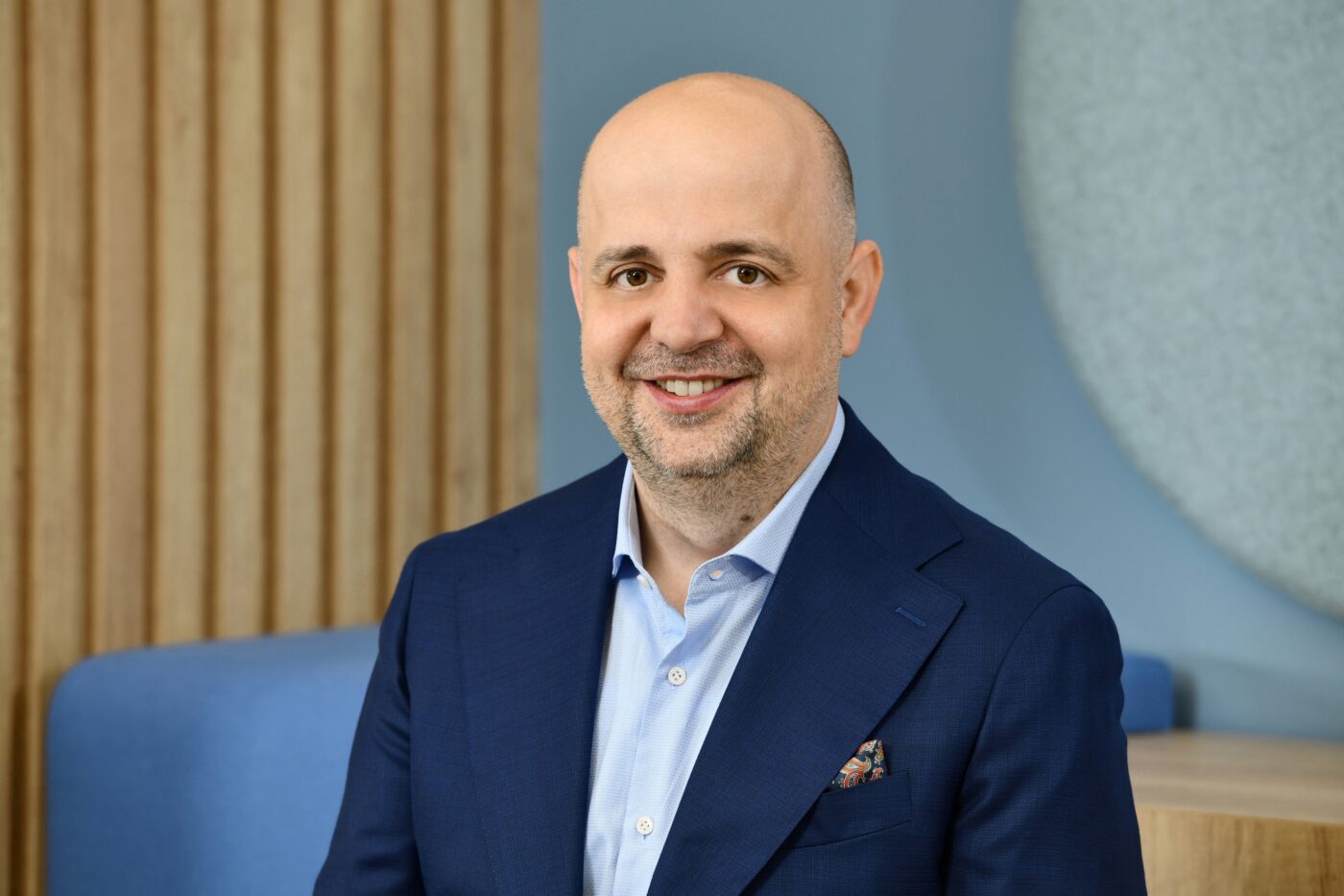 (P) Allianz-Țiriac: Oamenii vor să protejeze în primul rând sănătatea și familia, dar cei mai mulți au doar asigurări obligatorii. Numai 10% au acces imediat la banii de care ar avea nevoie într-o urgență