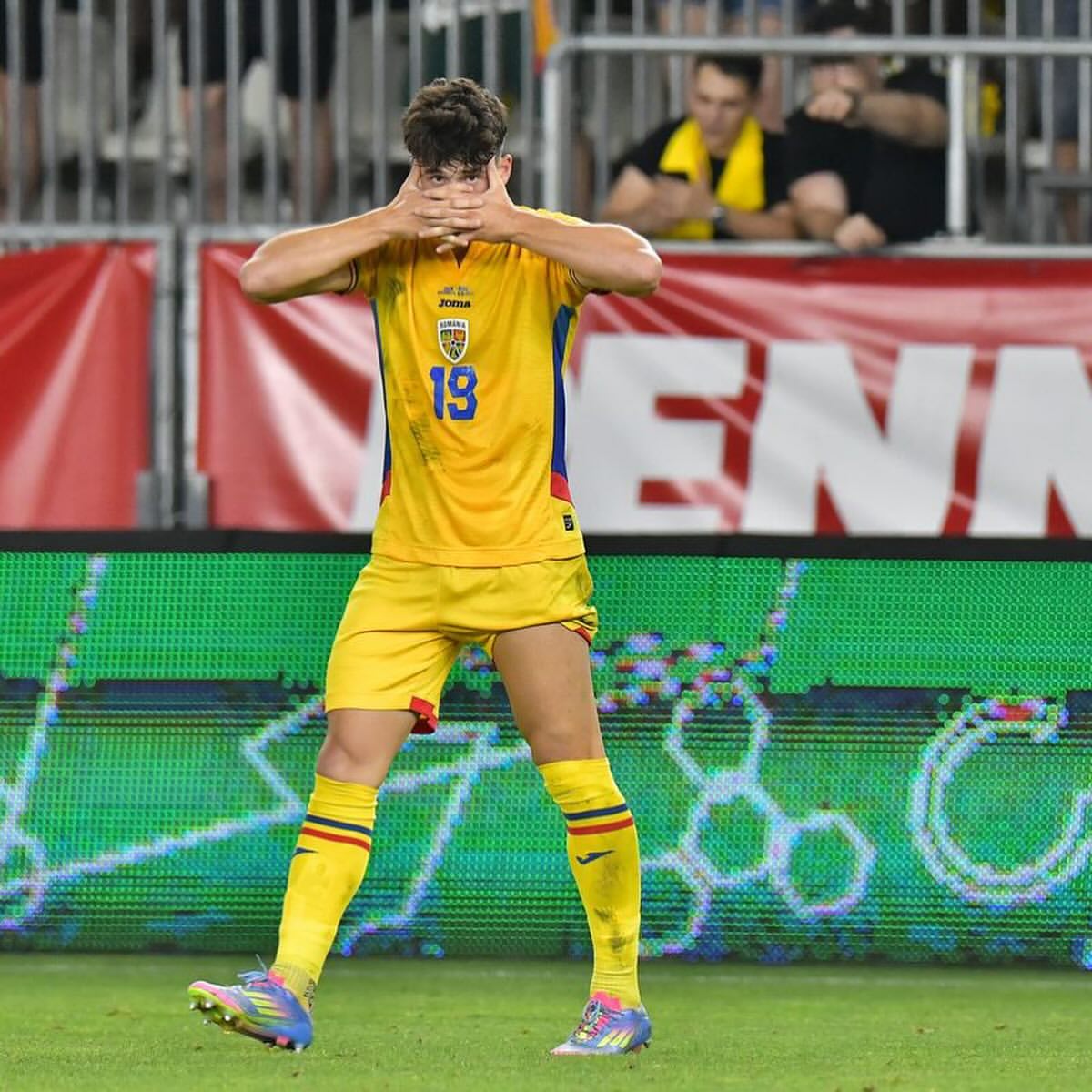 Avem salariul lui Ioan Vermeșan la 19 ani în Polonia și acum e clar de ce FCSB, Dinamo și U Cluj n-au avut vreo șansă! EXCLUSIV