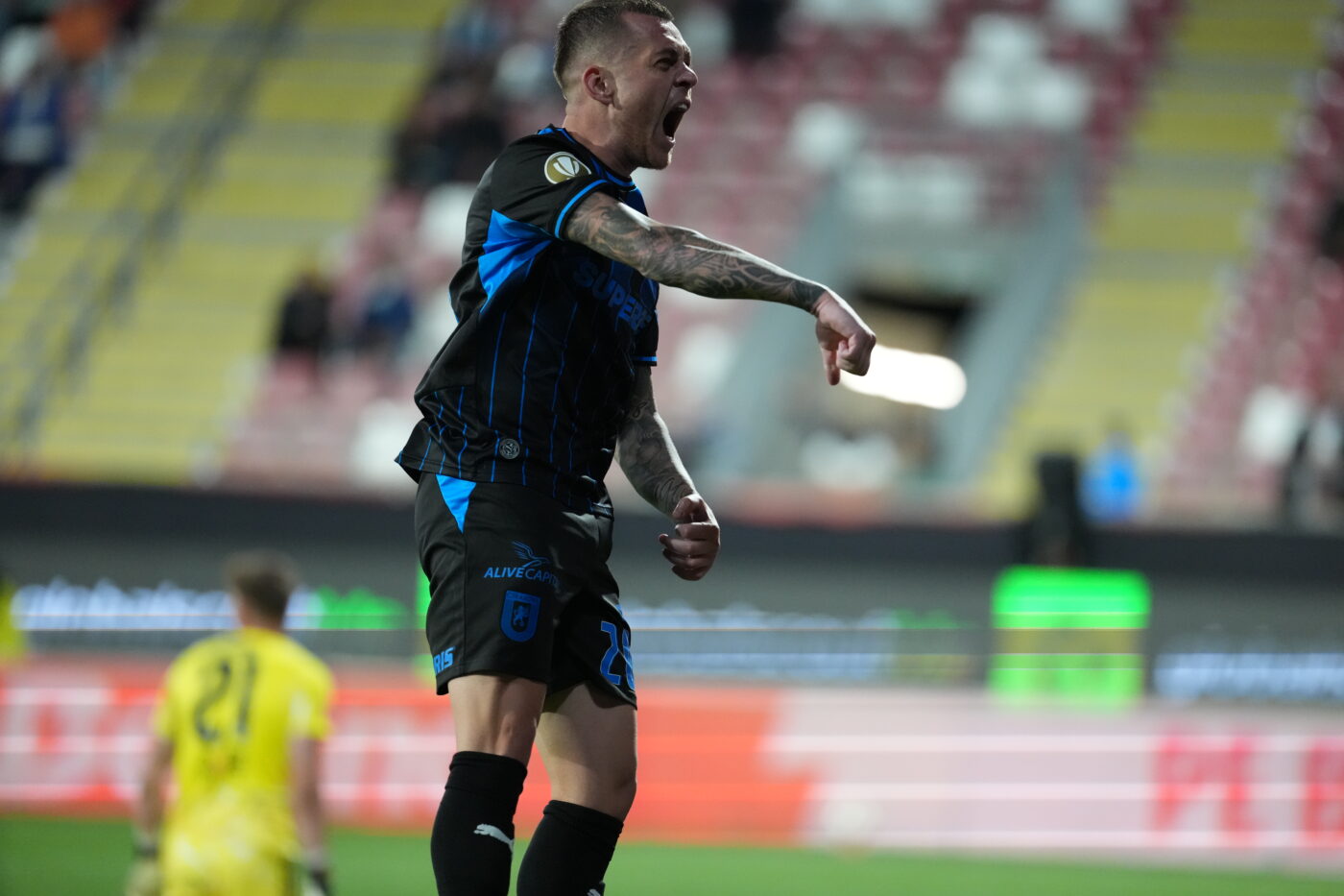 Corvinul Hunedoara și Universitatea Craiova se întâlnesc duminică în Liga 1