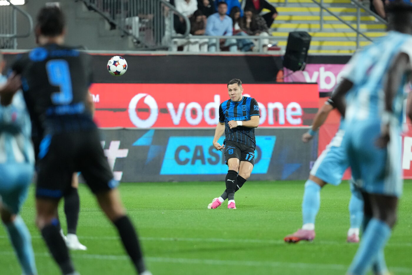 LIVE Corvinul Hunedoara – Universitatea Craiova, în etapa 9 din Superliga. Elevii lui Florin Maxim, cât pe ce să înscrie!