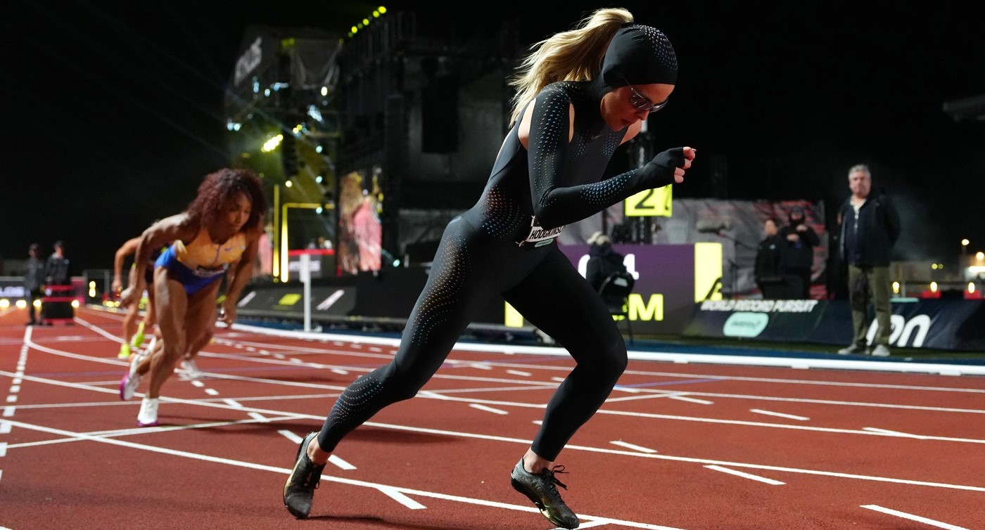 Costumul care poate revoluționa atletismul! Campioana olimpică a apărut complet acoperită pe pistă