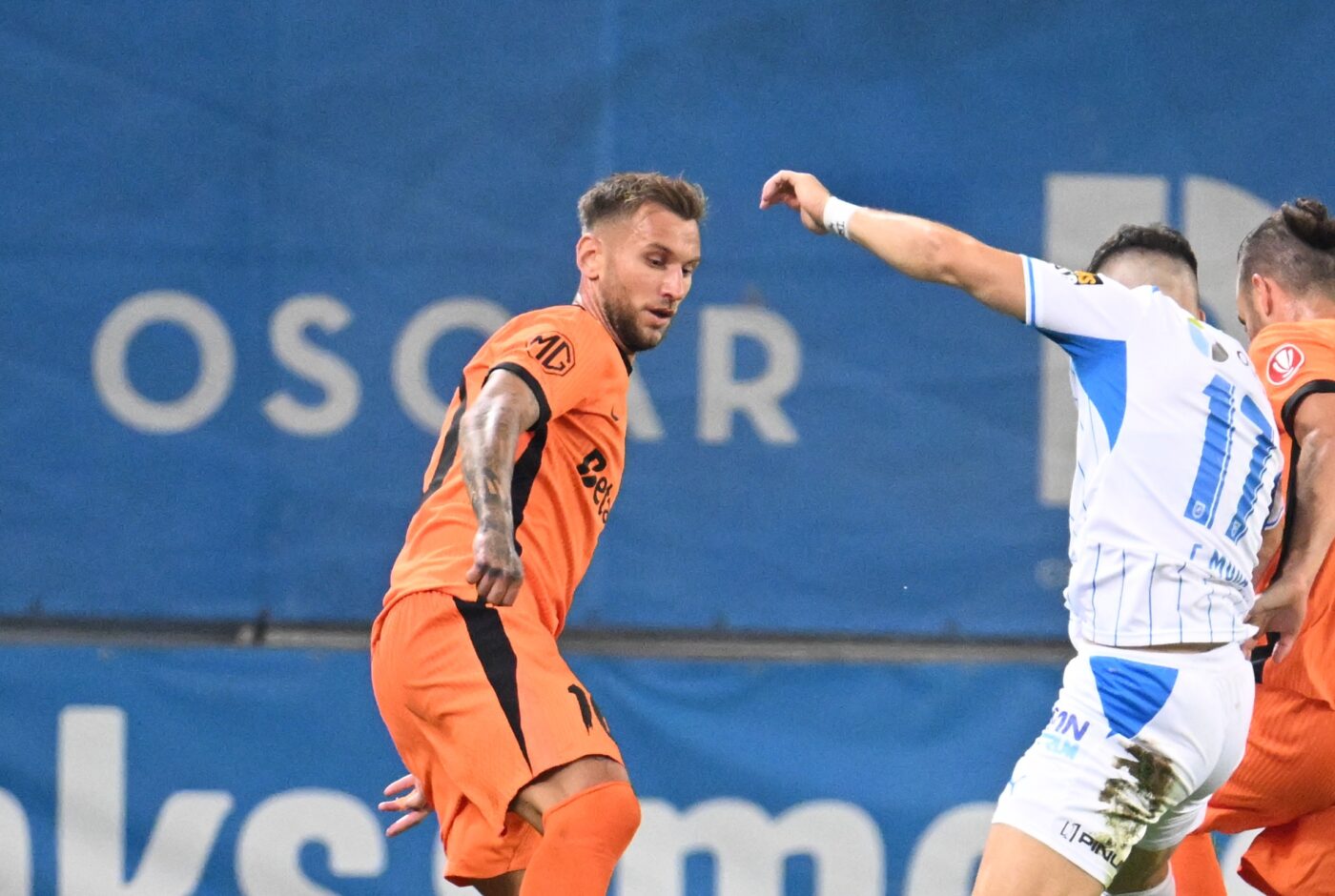 De ce a izbucnit Denis Drăguș în lacrimi când a simțit accidentarea la genunchi în Craiova – FCSB. EXCLUSIV