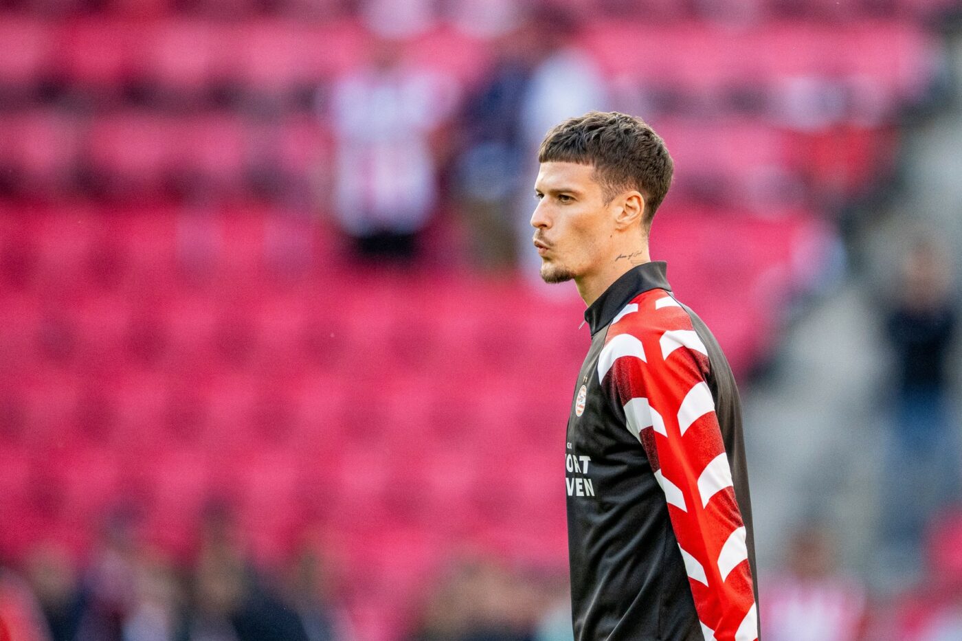 Dennis Man a ratat transferul la Lazio și n-a mai prins nici lotul lui PSV. Giovanni Becali a dezvăluit ce a pățit atacantul