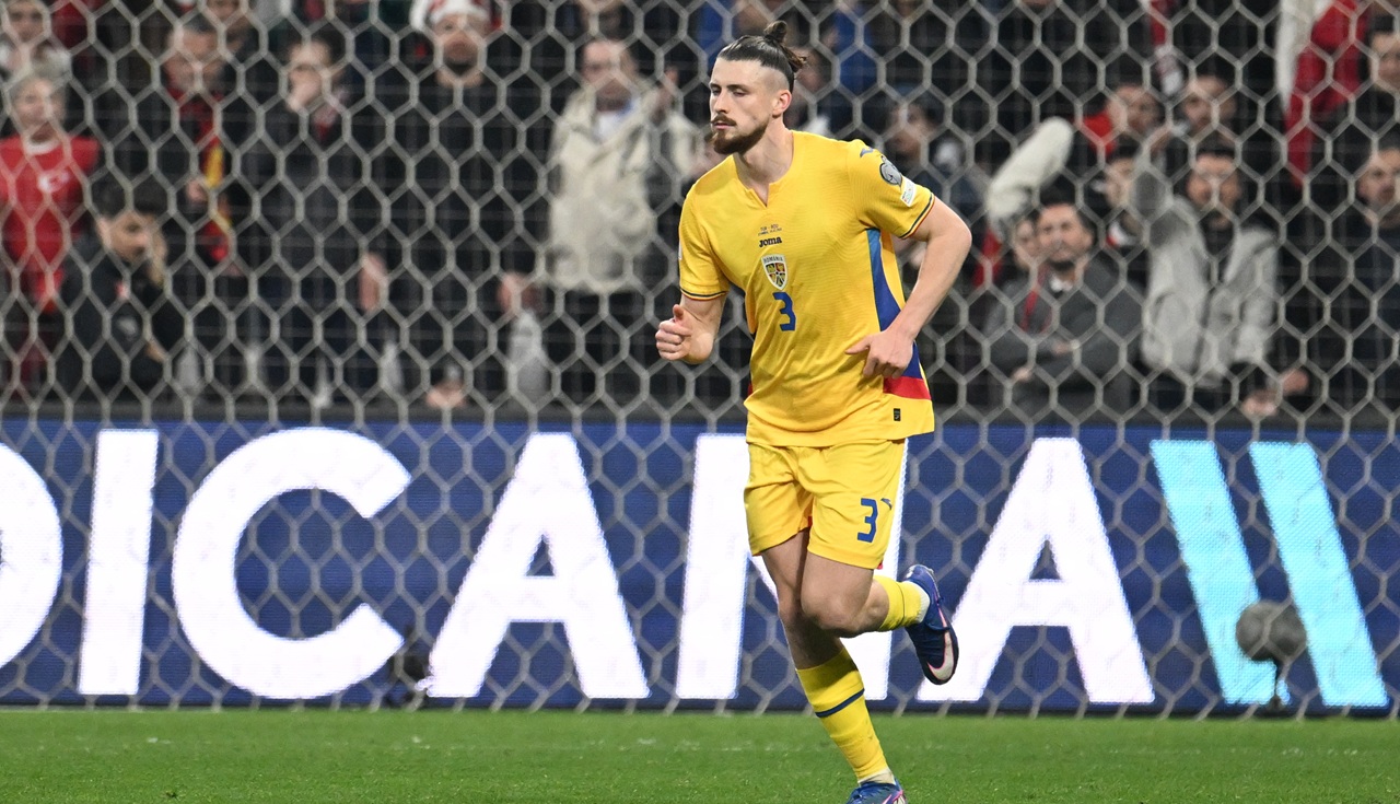 Dezvăluiri surprinzătoare despre oferta lui Bayern Munchen pentru Radu Drăgușin: „Știu discuțiile cu Tuchel”