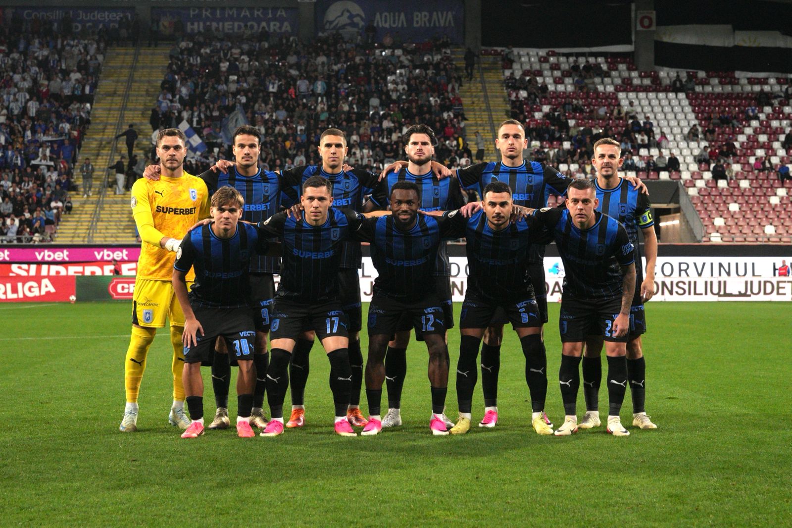 Universitatea Craiova a învins Corvinul Hunedoara cu 1-0 în Liga 1