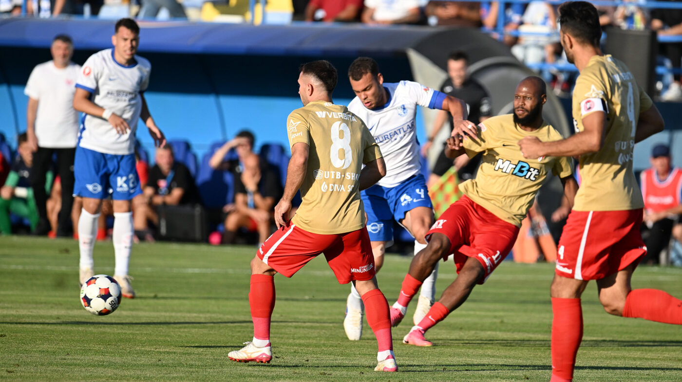 Farul – UTA 4-2, în etapa 9 din Superliga. Victorie categorică a gazdelor, iar echipa lui Sabău rămâne între primele 6 din campionat