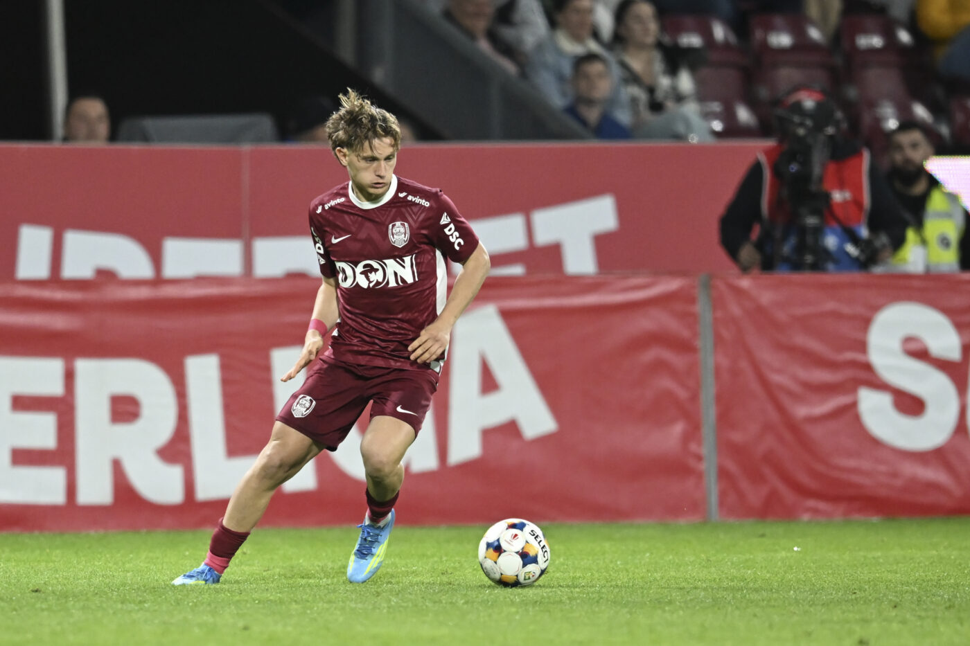 MERCATO Știm echipa din Polonia care licitează pentru Lorenzo Biliboc. U Cluj are concurență serioasă. EXCLUSIV