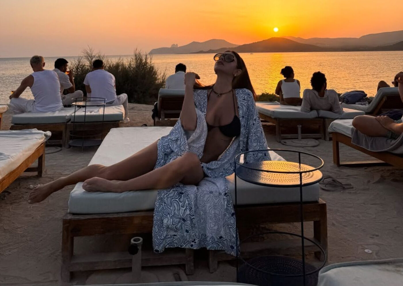 EXTRA Fără inhibiții! Fiica legendarului Dorin Mateuț s-a fotografiat cu lenjeria la vedere