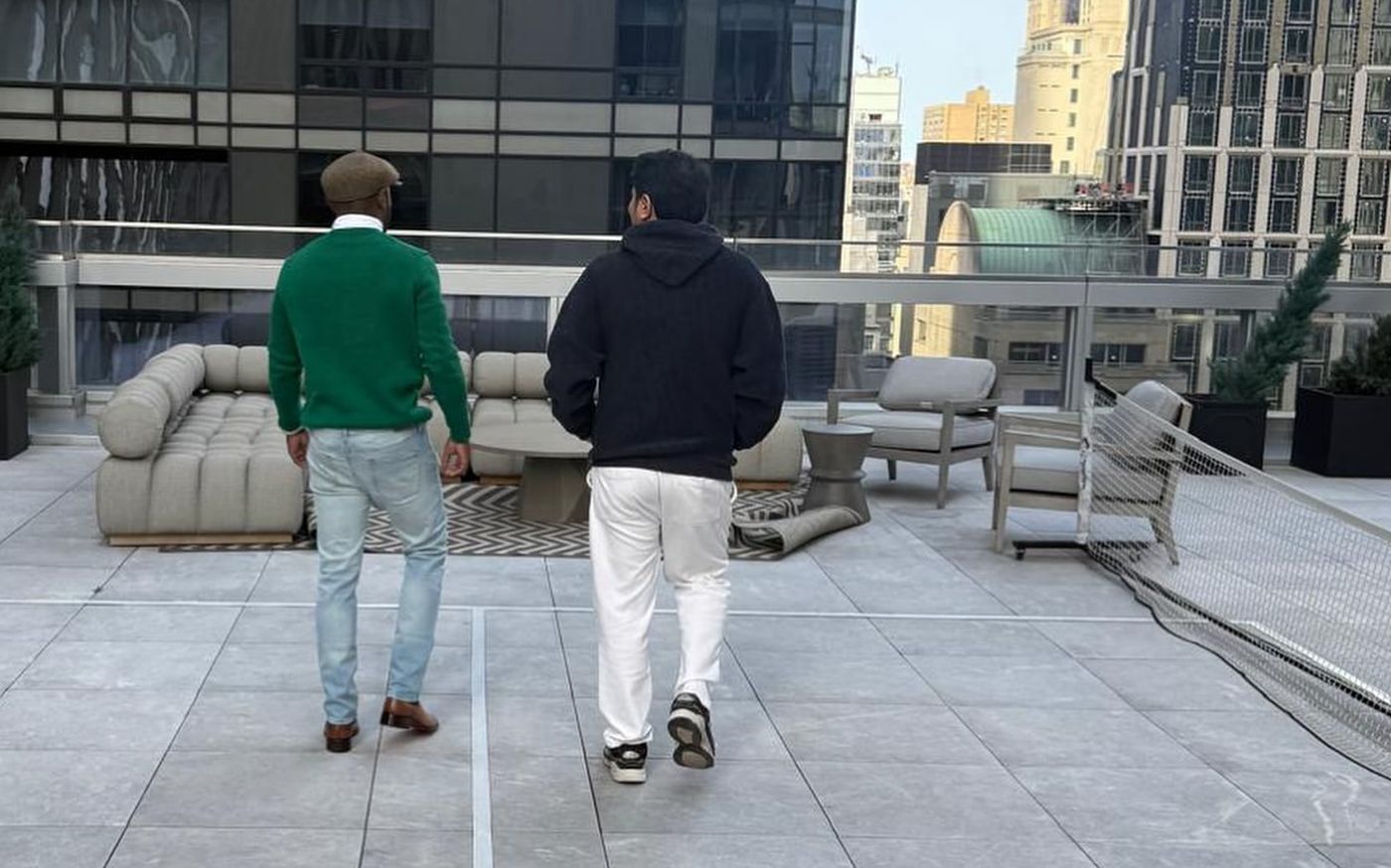 A cumpărat apartamente de 400.000.000 de dolari în New York, dar el s-a mutat cu chirie! N-a plătit-o și a fost dat în judecată!