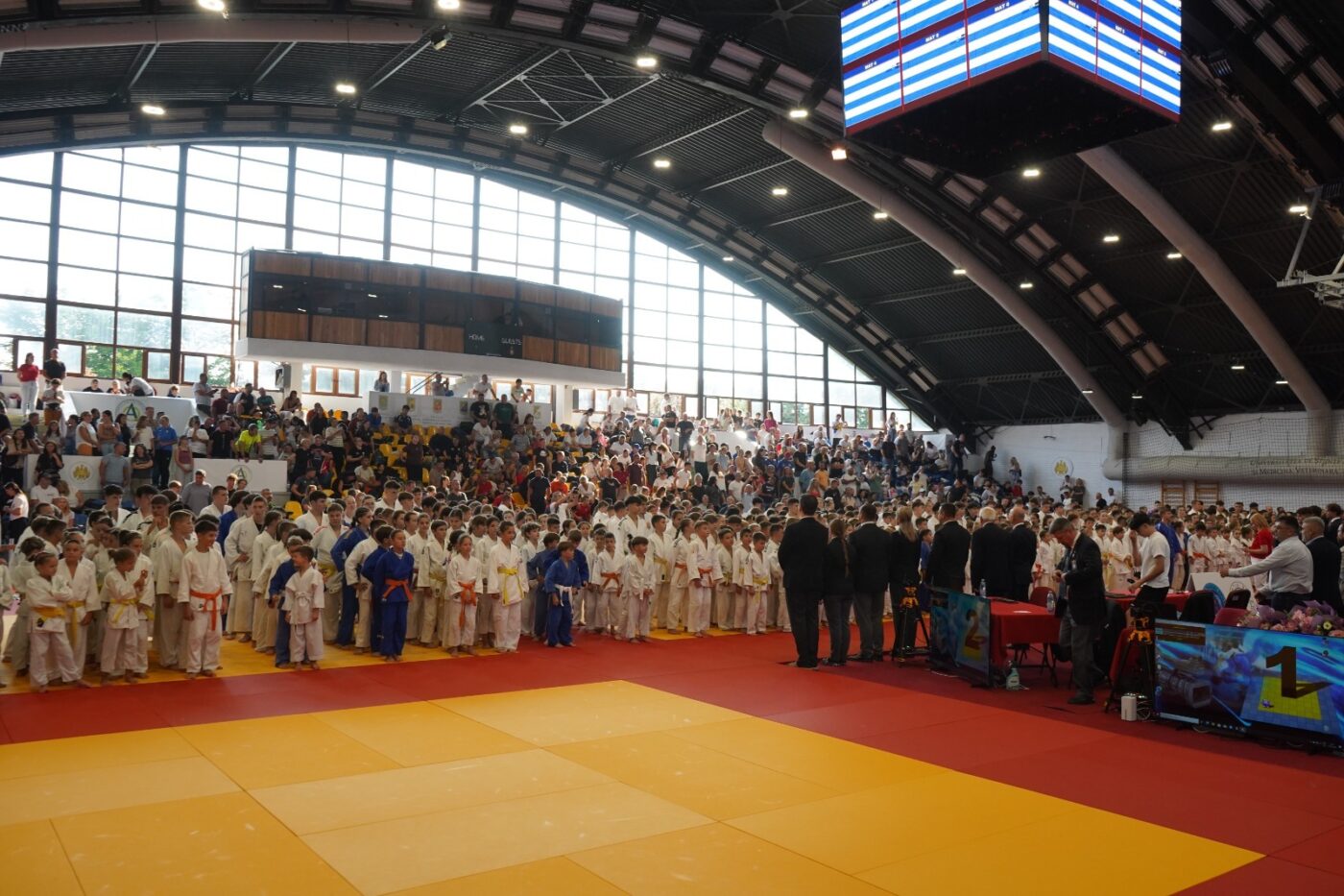 Violeta Beclea Szekely, fosta mare atletă, între 800 de judokani la Sala Agronomia! „Multă lume m-a întrebat…”. EXCLUSIV