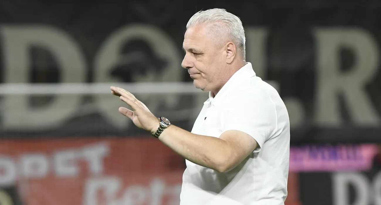 „E o idioțenie”. Marius Șumudică a răbufnit când a fost întrebat dacă Omrani e gras