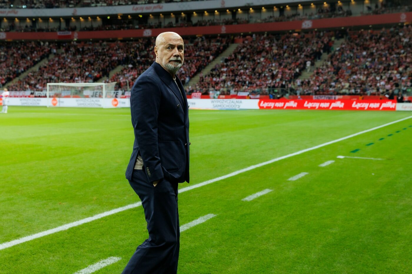 Mesajul lăsat de fanii României pe Arena Națională goală! Bosniacii scriu că Barbarez l-a observat imediat