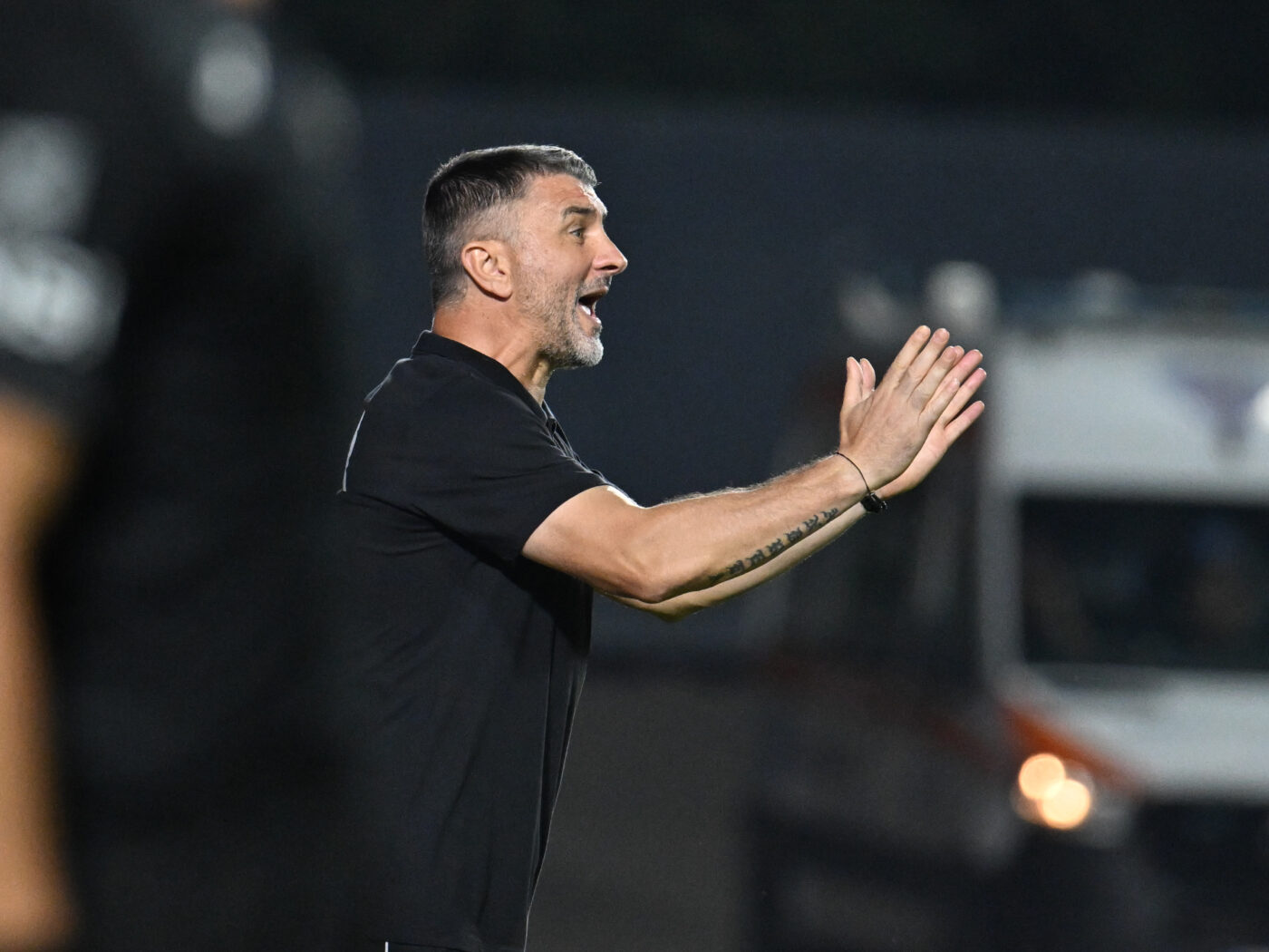 Adrian Mihalcea anunță două transferuri la UTA, după victoria din Cupă, de la Lupeni: un fotbalist vine de la Rapid!