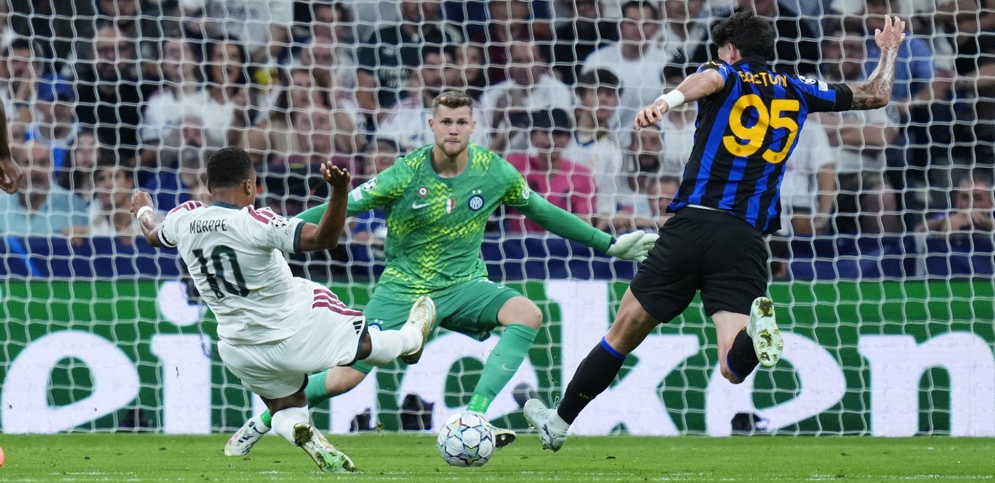 NE-VE-RO-SI-MIL! Portarul lui Chivu, eroare care face înconjurul planetei în Real Madrid – Inter