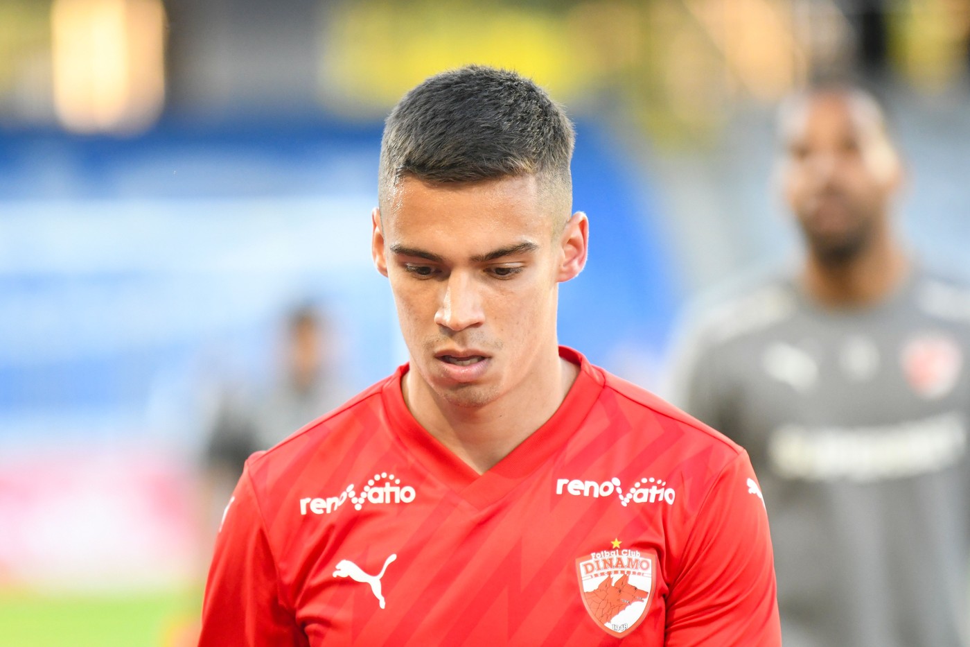 MERCATO Ofertă de ultimă oră pentru Cătălin Cîrjan după ce varianta MLS a picat! Căpitanul lui Dinamo poate încasa 800.000 de euro pe an. EXCLUSIV
