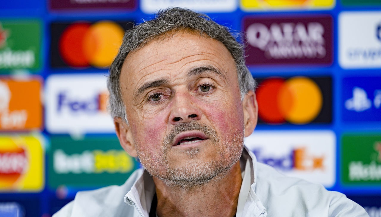 Contre la nivel înalt înainte de decernarea Balonului de Aur! Luis Enrique l-a pus la punct pe Jose Mourinho