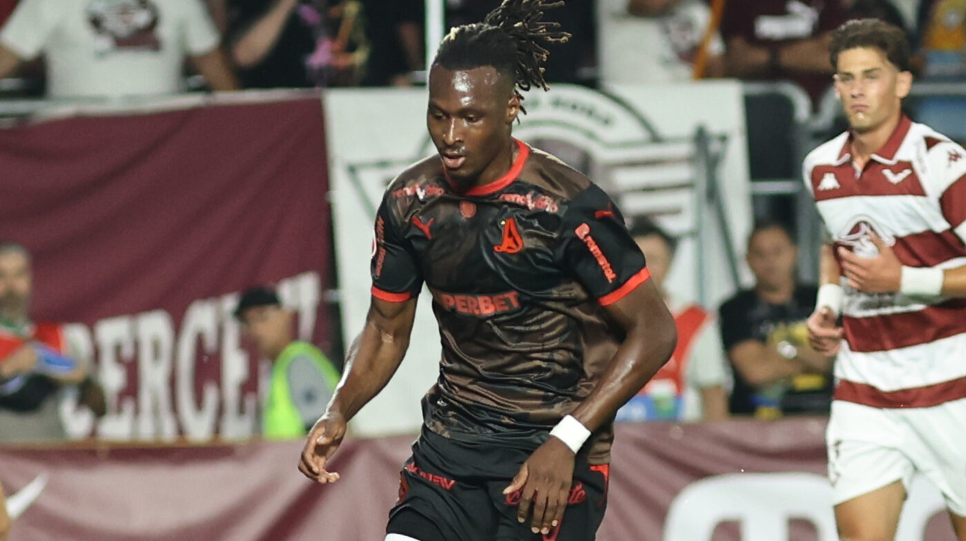 MERCATO Rușii joacă dur cu Dinamo în cazul transferului lui Karamoko! Au deschis negocierile cu bulgarii și le forțează mâna „câinilor”