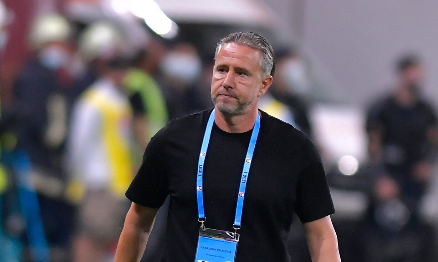 S-au mișcat rapid! După ce semnează Reghecampf cu FCSB, vor să anunțe marea lovitură: a ajuns în semifinalele Cupei Mondiale!