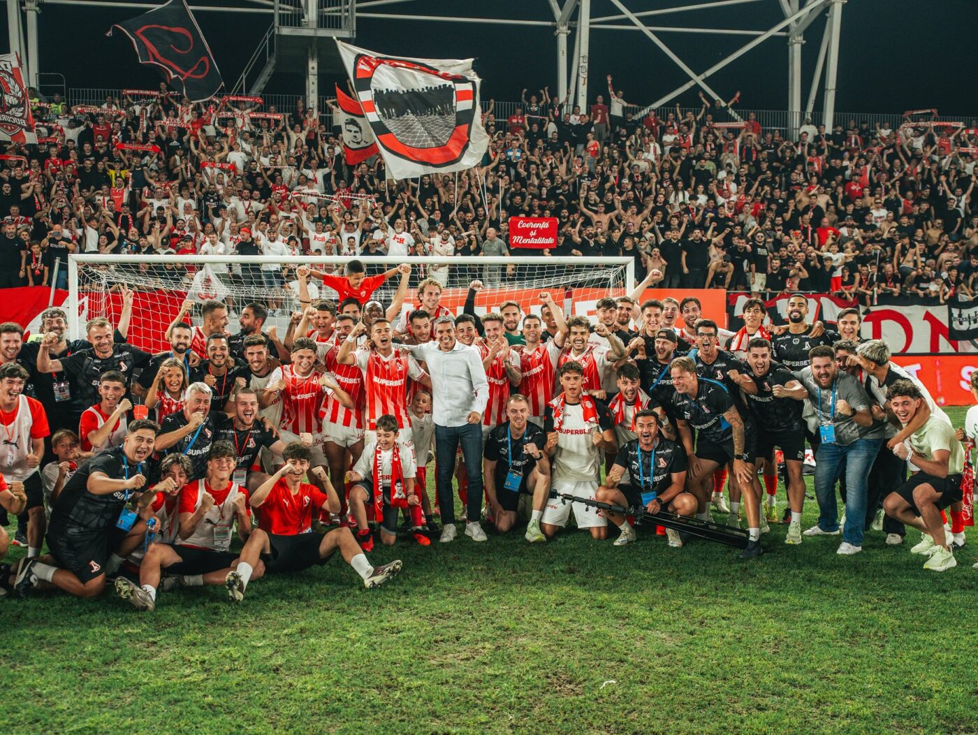 Un fotbalist de la Dinamo l-a făcut pe Gigi Becali să explodeze: „Un maimuțoi! Cerșea!”