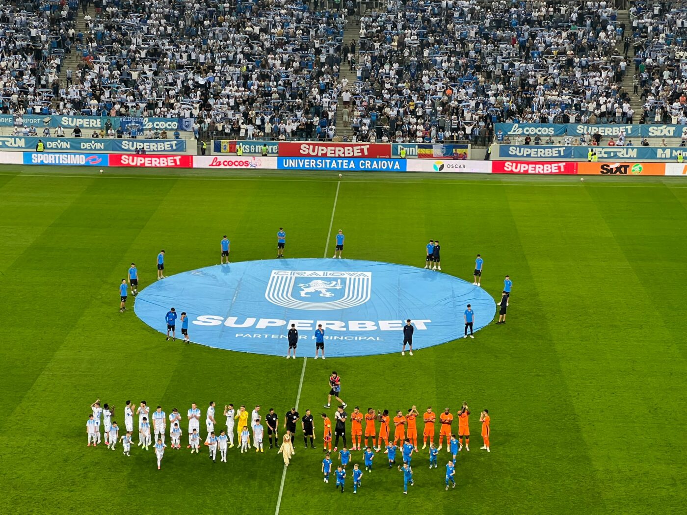 LIVE Universitatea Craiova – FCSB se joacă ACUM în etapa 10 din Superliga. Dezastrul e complet pentru oaspeți. Pauză în Bănie