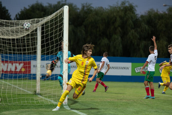 Atacantul debutat în Superliga de Gică Hagi la doar 14 ani și 10 luni e speranța FCSB în ofensivă: ajunge titular după 3 luni!