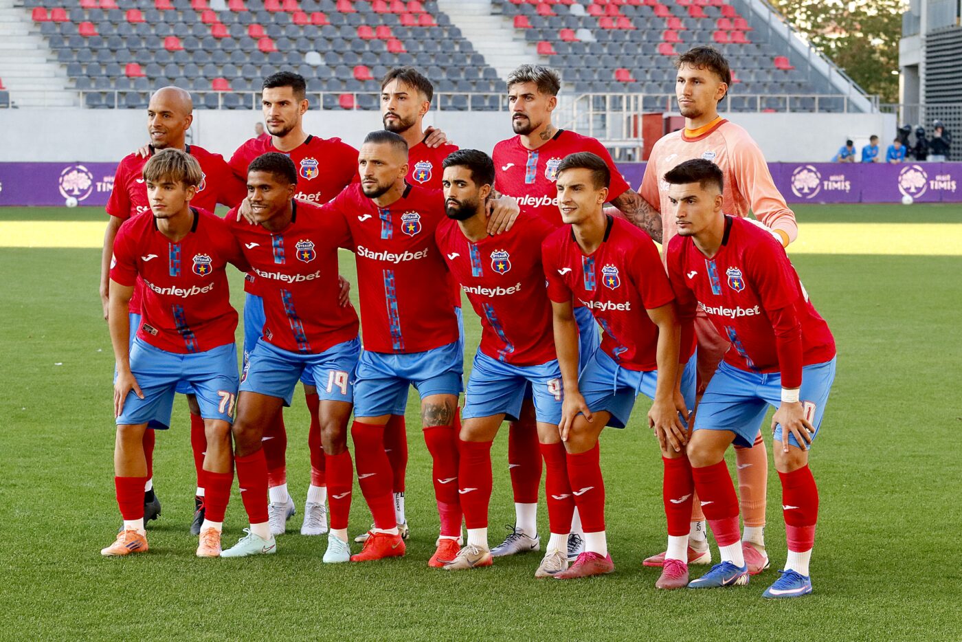 Steaua, blocată spre Superliga tocmai de Dinamo! „N-au cum să joace ministerele și să facă performanță” EXCLUSIV