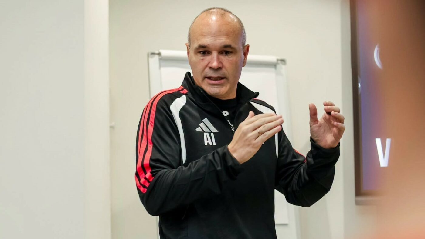 Andres Iniesta, despre noua meserie de antrenor: „E mai stresant decât să fii jucător”