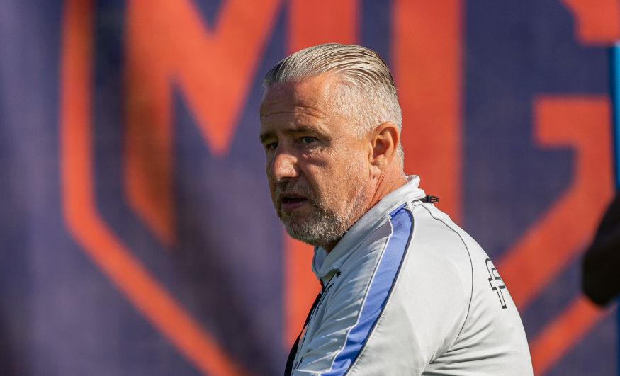Antrenamente la intensitate maximă cu Reghecampf la FCSB. Imagini cu vedetele lui Gigi Becali
