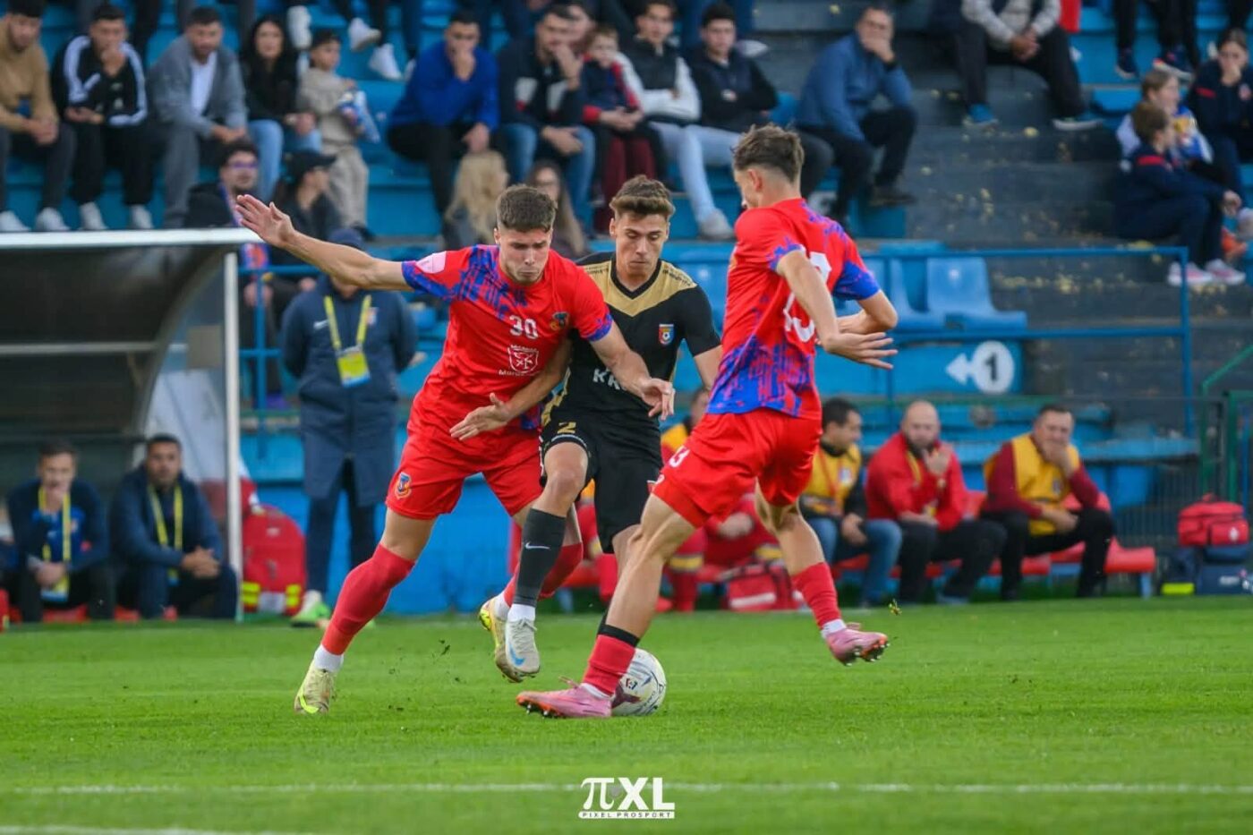Implozie la ASA Târgu Mureș, clubul unde Gabi Tamaș e manager executiv! S-au săturat să aștepte banii de la Primărie și să fie mințiți: „Vrem respect”