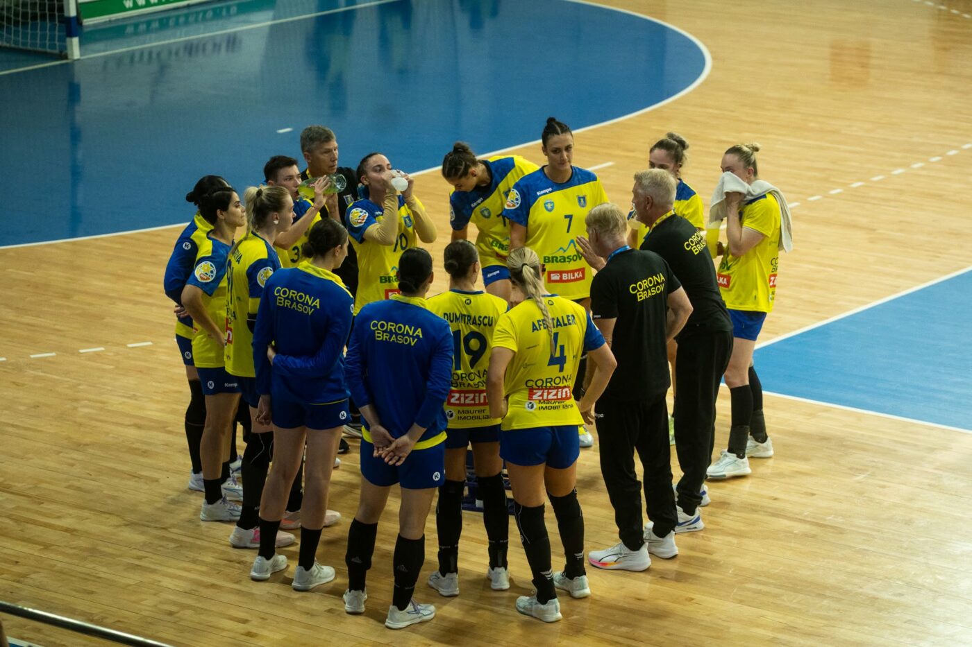 Corona Brașov, în criză totală! Bent Dahl, dat afară după înfrângerea cu CSM Târgu Jiu. Mariana Tîrcă preia echipa