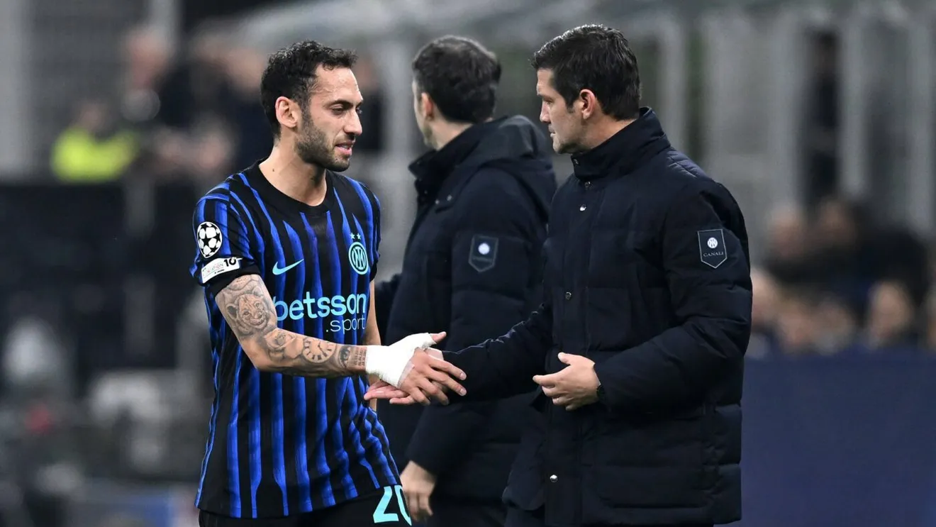 Calhanoglu, scandalizat pentru că a fost schimbat de Chivu în Inter – Șahtior! Reacția turcului când s-a așezat pe bancă: „I-a spus ceva secundului Kolarov!”